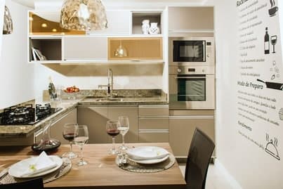 Cozinha de Mármore com Vinho